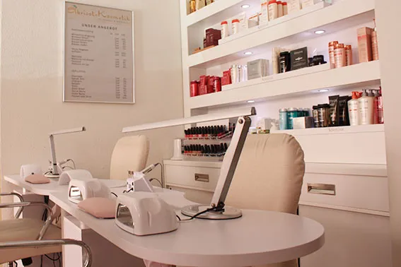 Nageldesign Arbeitsplatz
